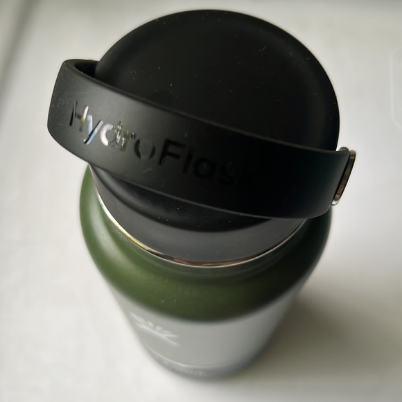 NWT Hydro Flask 32 oz Wide Mouth in Olive - Picture 4 of 8